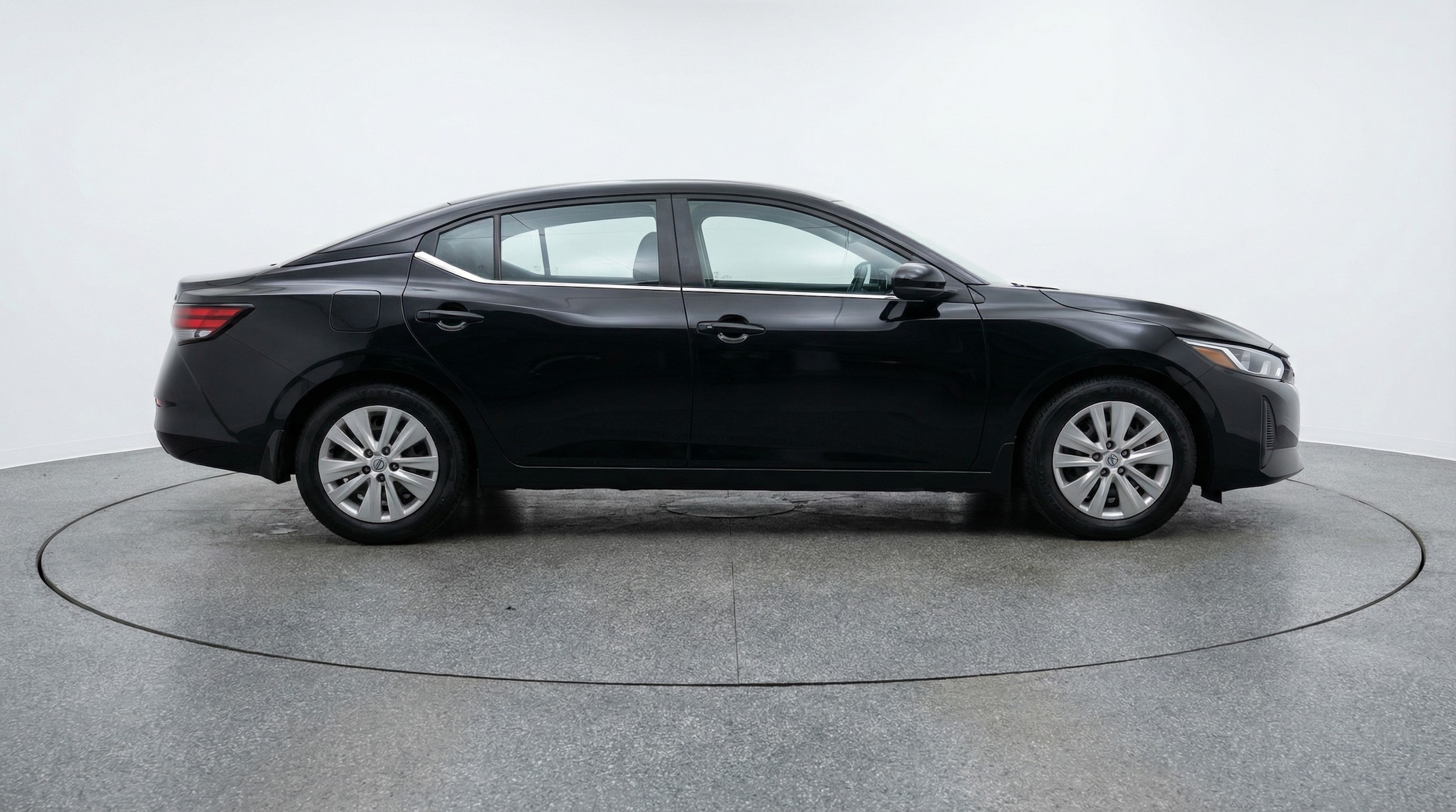 Thumbnail: 2025 Nissan Sentra - 8