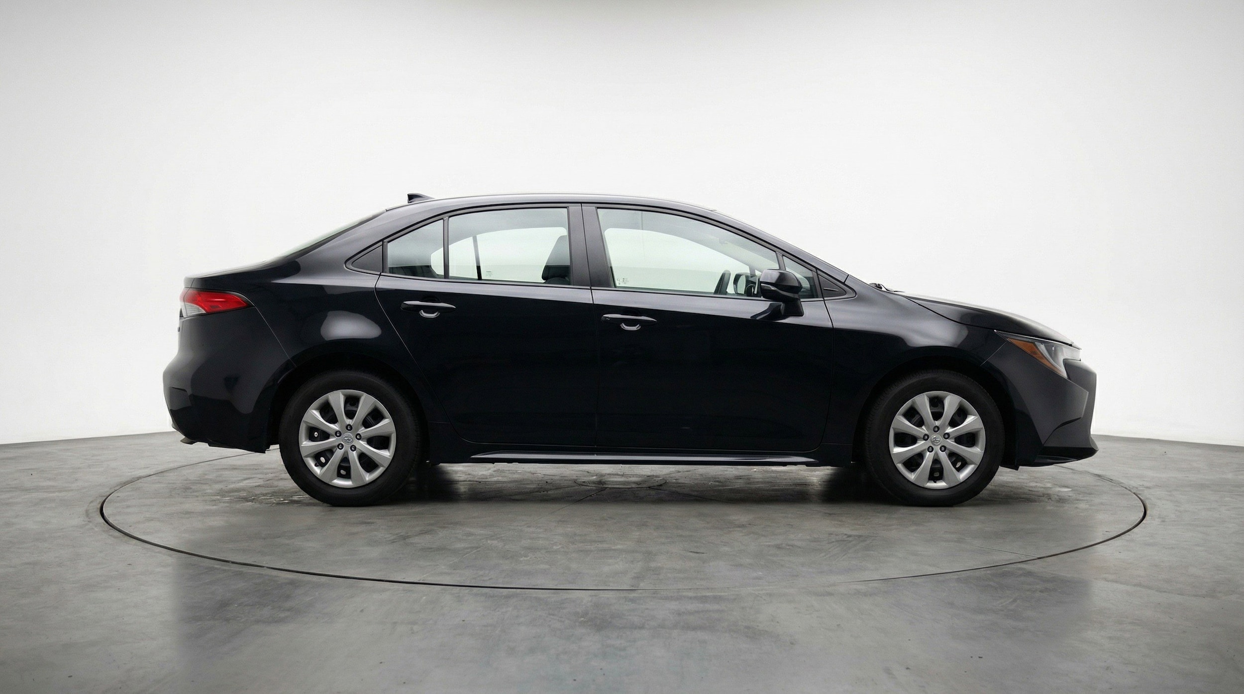 Thumbnail: 2025 Toyota Corolla - 11