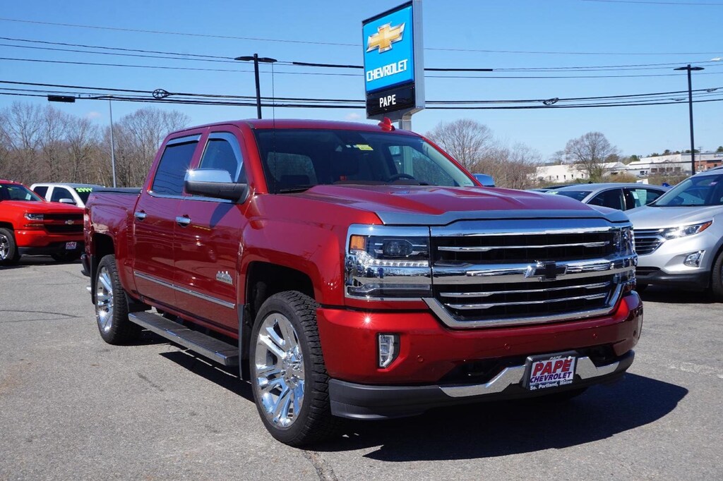 Used 2018 Chevrolet Silverado 1500 High Country 4WD Crew Cab 143.5 High Country