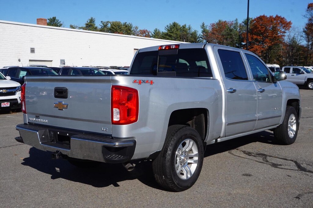 Used 2017 Chevrolet Silverado 1500 LTZ 4WD Crew Cab 143.5 LTZ w/1LZ