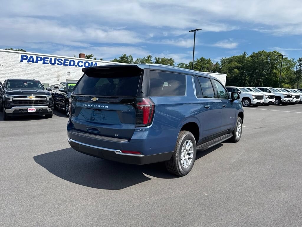 New 2026 Chevrolet Suburban LT SUV