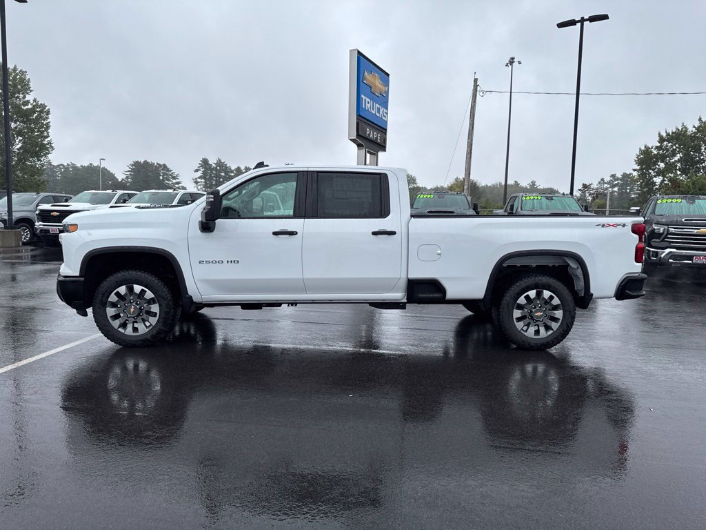 2026 Chevrolet Silverado 2500 HD Custom - Photo 9