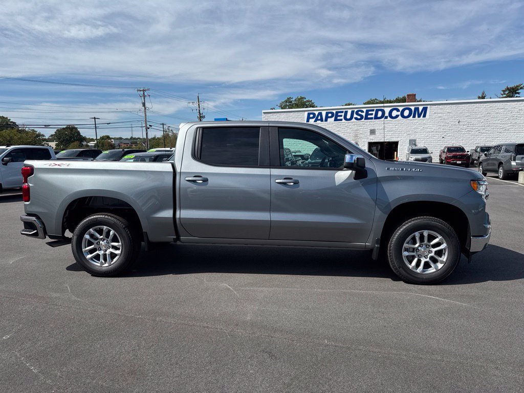 2026 Chevrolet Silverado 1500 LT - Photo 3