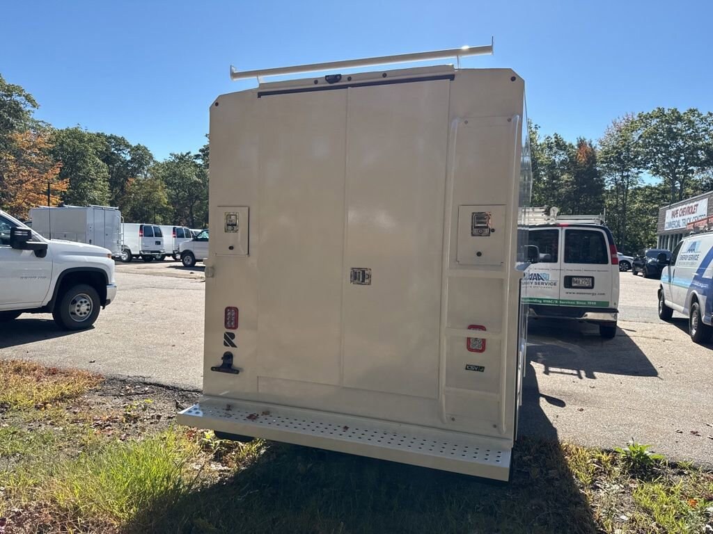 New 2025 Chevrolet Express Cutaway 3500 1WT Cutaway Van
