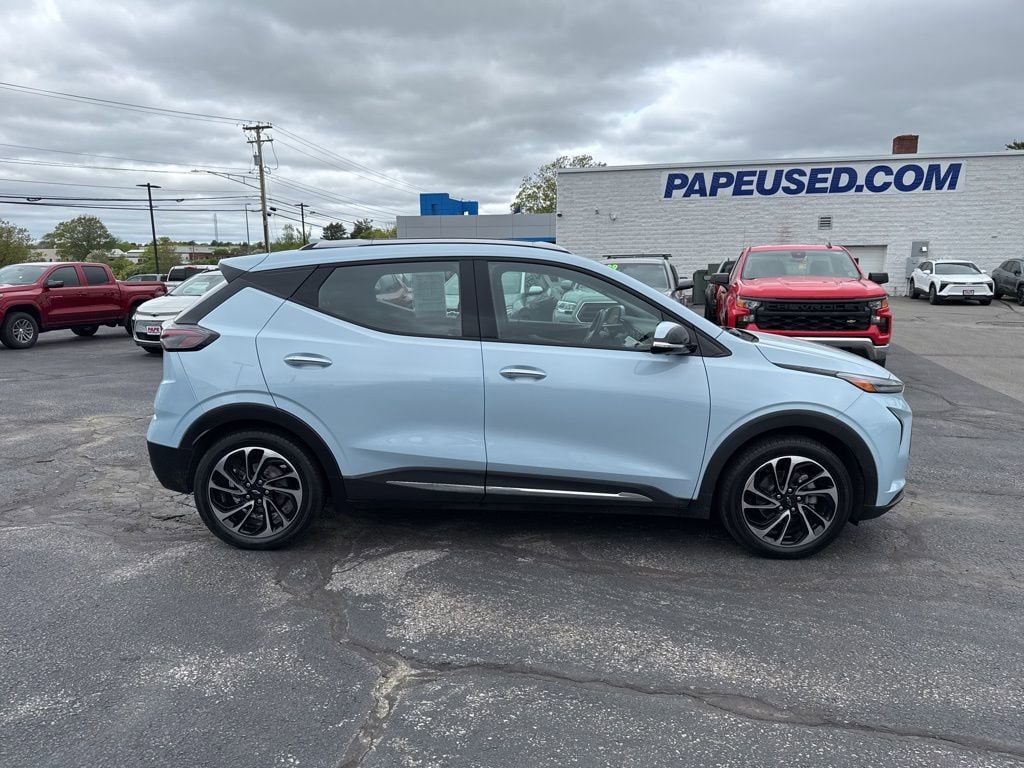 Used 2022 Chevrolet Bolt EUV Premier with VIN 1G1FZ6S06N4115582 for sale in Portland, ME
