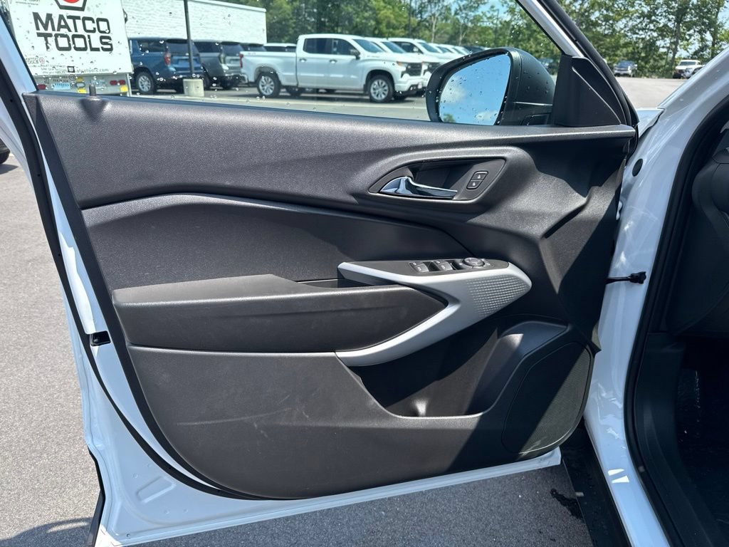 2026 Chevrolet Trax LS - Photo 14