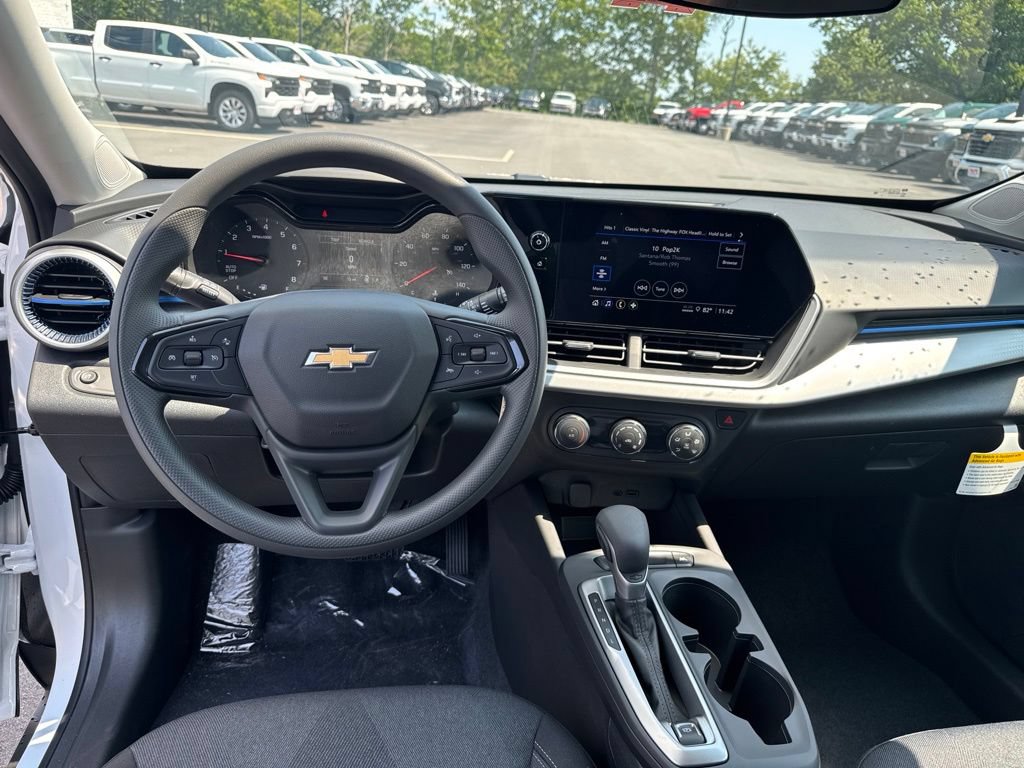 2026 Chevrolet Trax LS - Photo 20