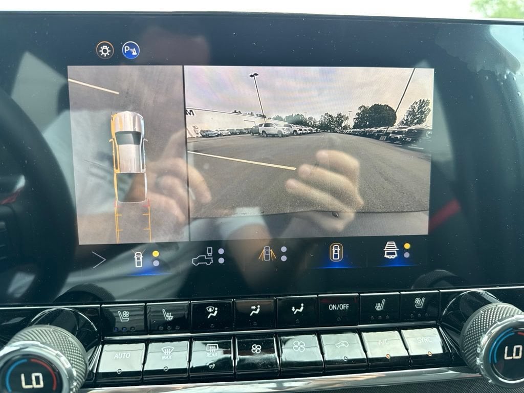 2026 Chevrolet Colorado Z71 - Photo 36