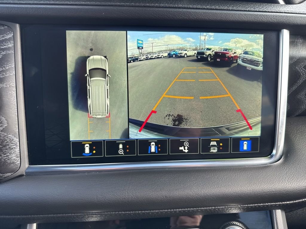 2024 GMC Yukon XL Denali - Photo 32