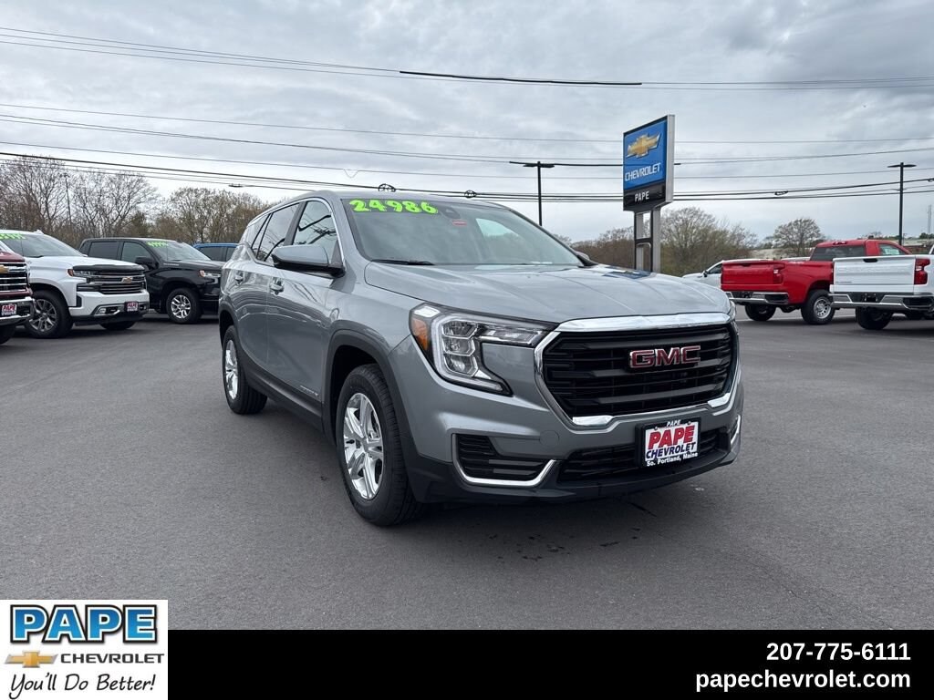Used 2024 GMC Terrain SLE SUV