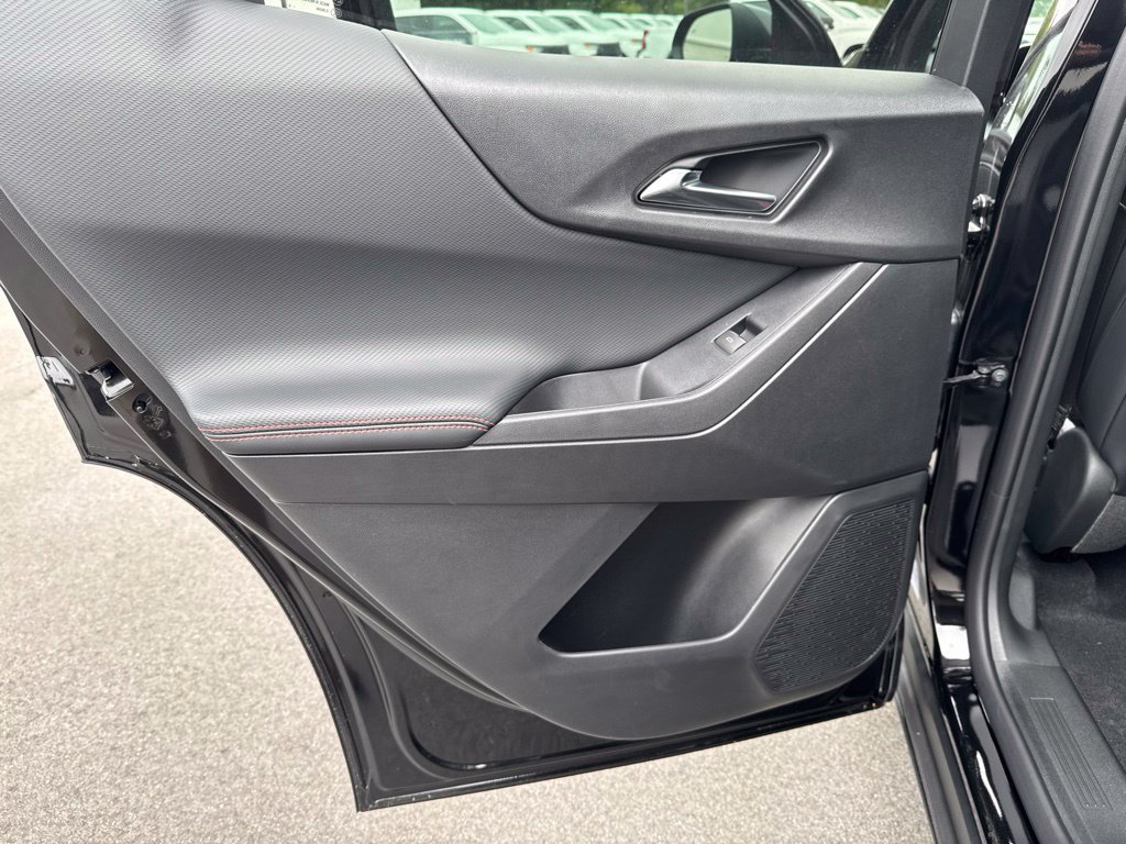 2027 Chevrolet Equinox RS - Photo 18