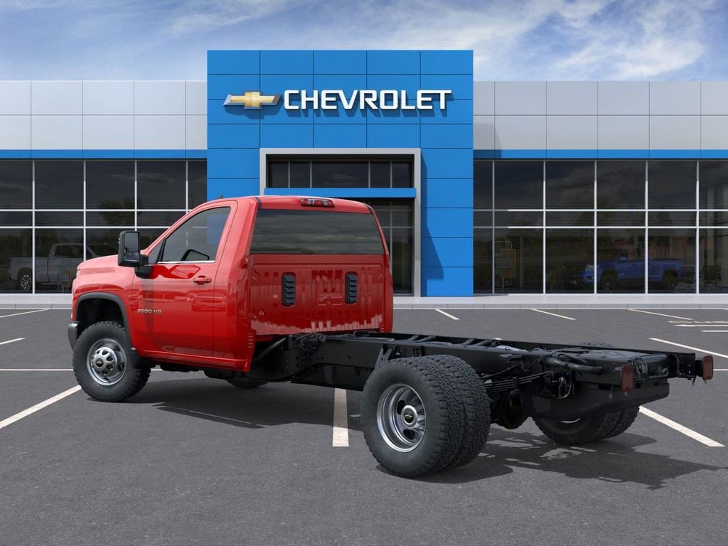 New 2026 Chevrolet Silverado 3500 HD Chassis Cab Work Truck Truck