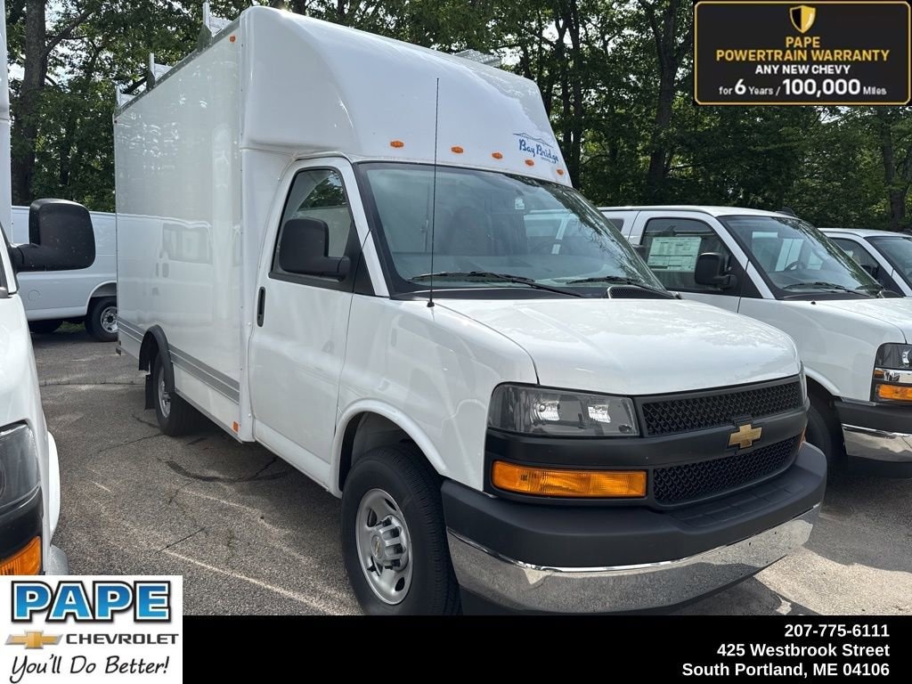 New 2025 Chevrolet Express Cutaway 3500 1WT Cutaway Van