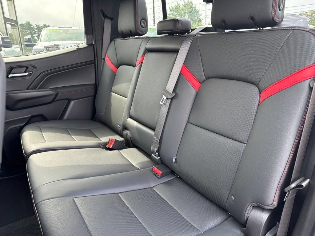 2026 Chevrolet Colorado Z71 - Photo 21