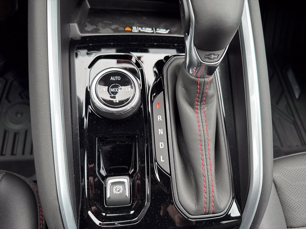 2026 Chevrolet Colorado Z71 - Photo 32