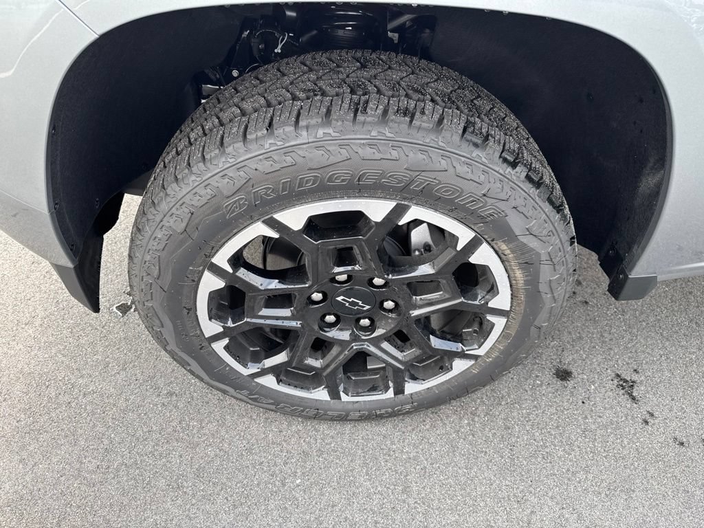 2026 Chevrolet Colorado Z71 - Photo 12