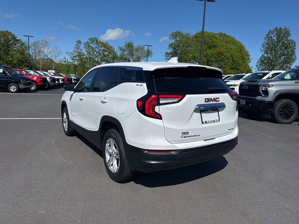2024 GMC Terrain SLE - Photo 7