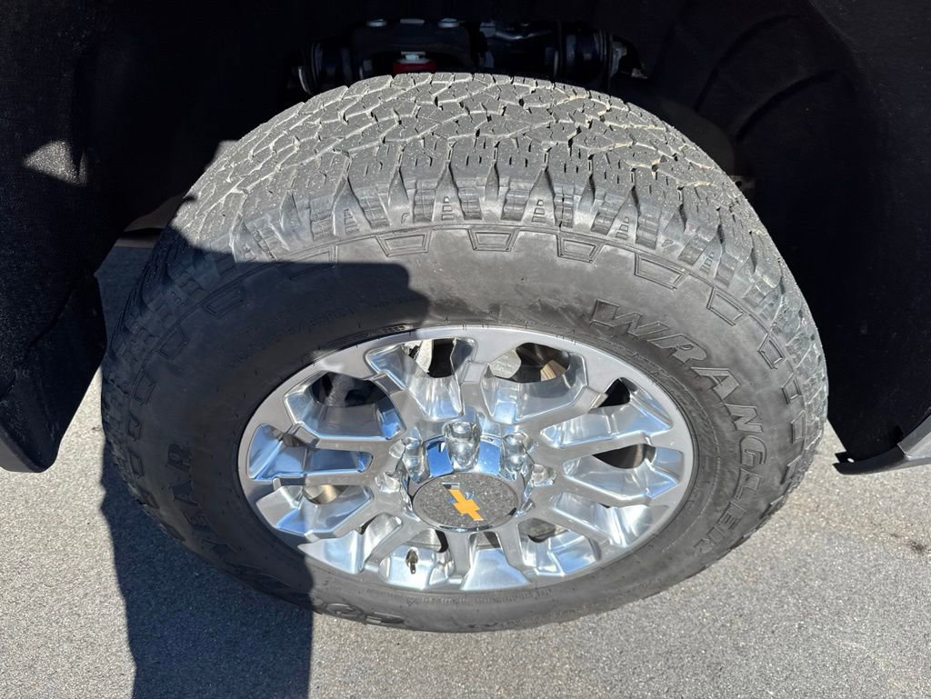 2025 Chevrolet Silverado 2500HD LTZ - Photo 14