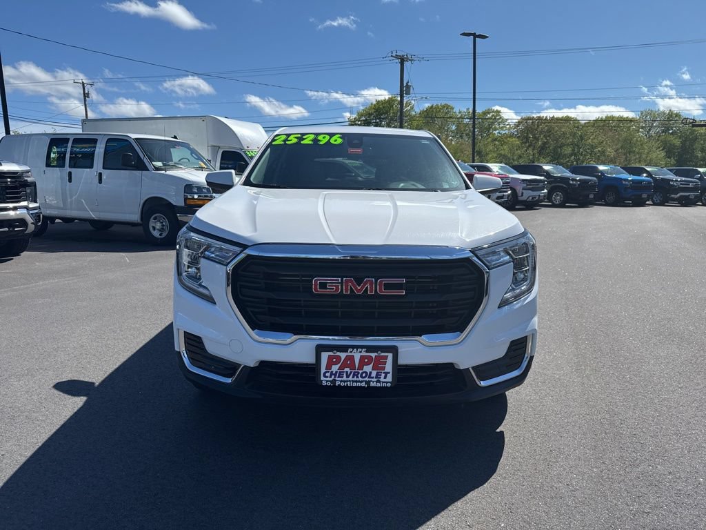 2024 GMC Terrain SLE - Photo 10