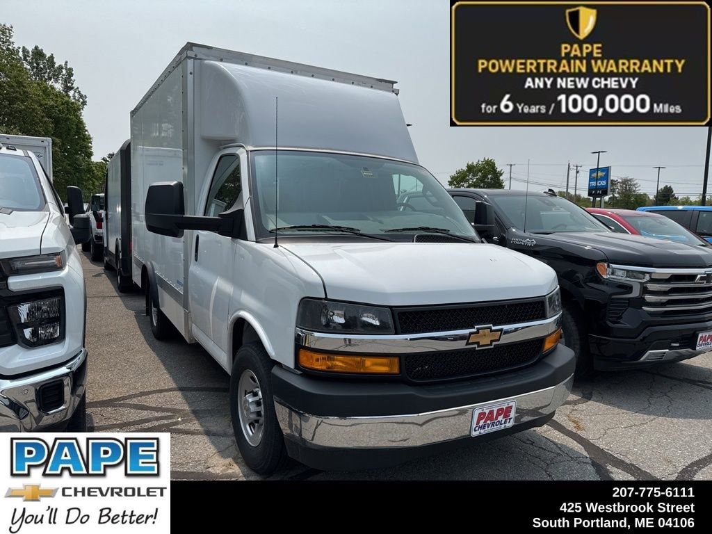 New 2024 Chevrolet Express Cutaway 3500 1WT Cutaway Van