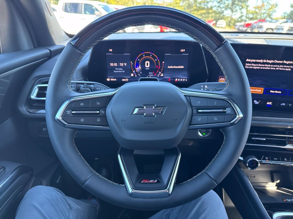2027 Chevrolet Traverse Z71 - Photo 29