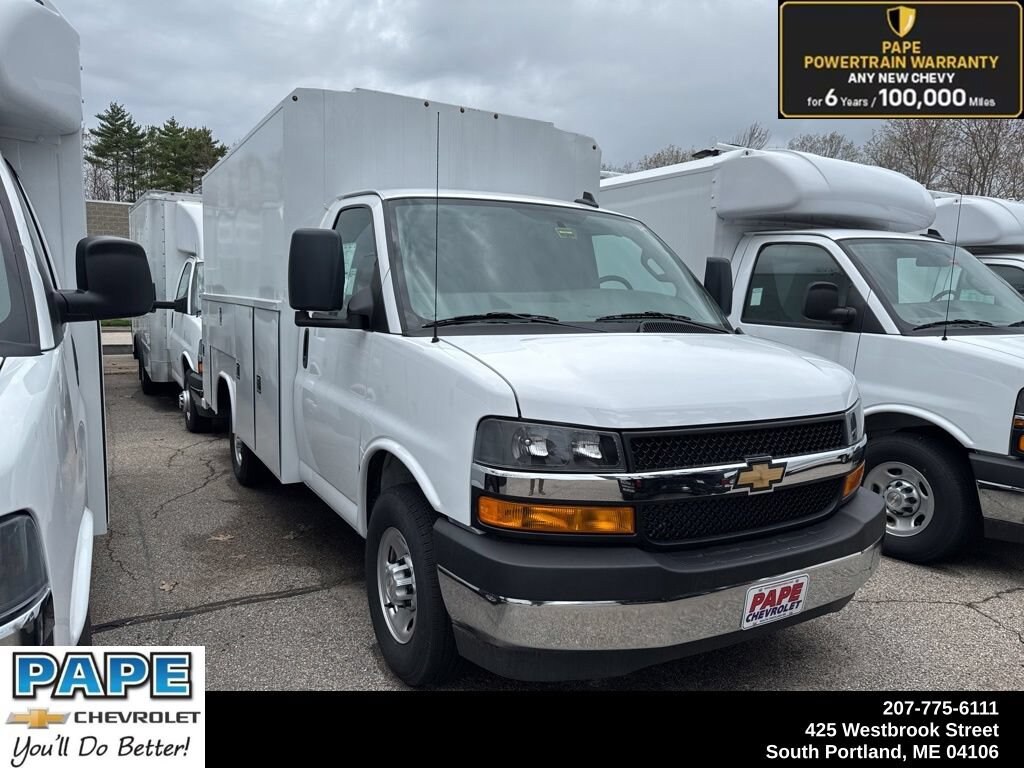 New 2025 Chevrolet Express Cutaway 3500 1WT Cutaway Van