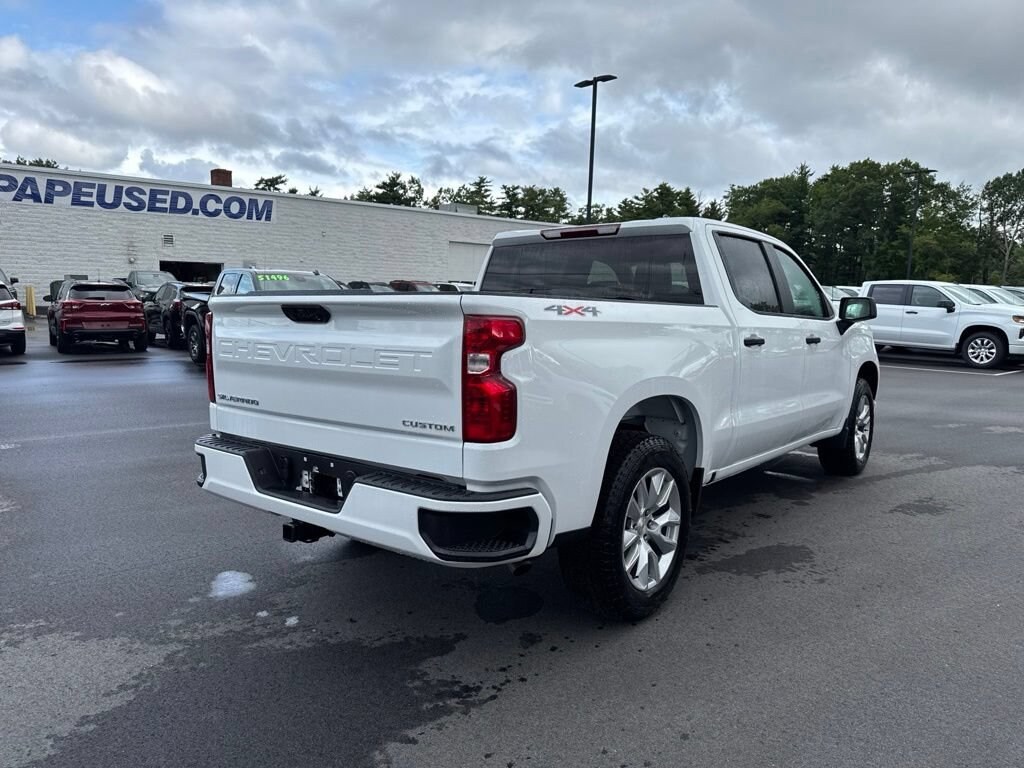 New 2026 Chevrolet Silverado 1500 Custom Truck