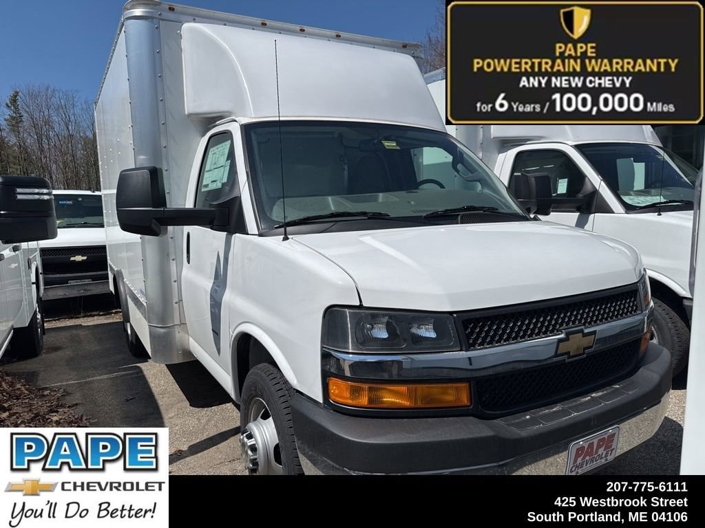 New 2024 Chevrolet Express Cutaway 3500 1WT Cutaway Van