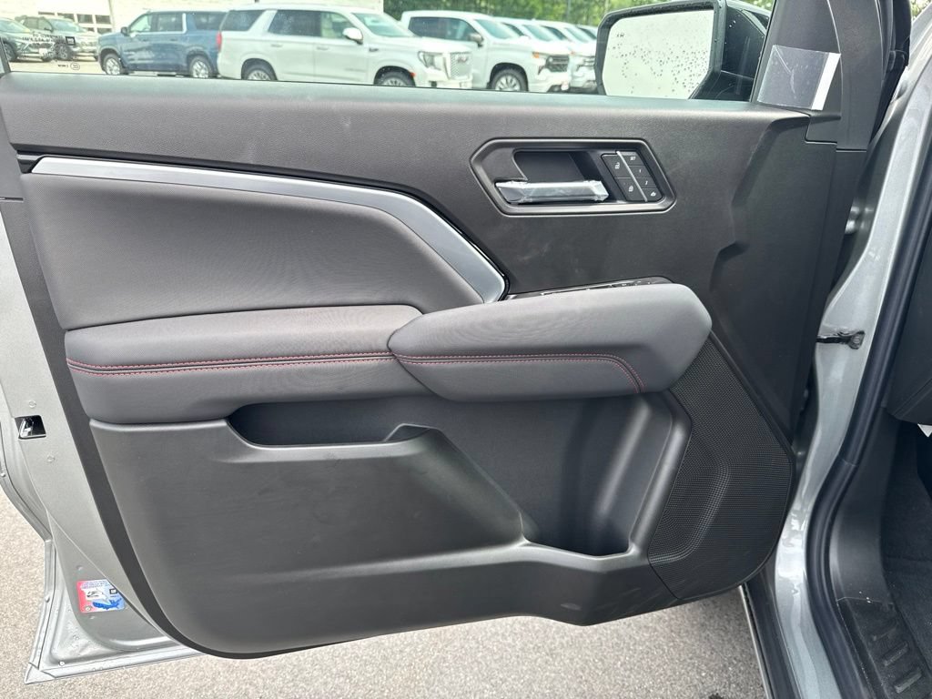 2026 Chevrolet Colorado Z71 - Photo 14