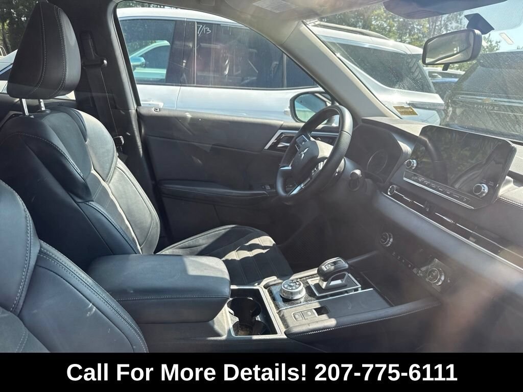 Used 2023 Mitsubishi Outlander SE
