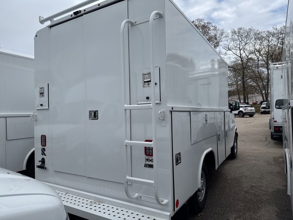 New 2025 Chevrolet Express Cutaway 3500 1WT Cutaway Van