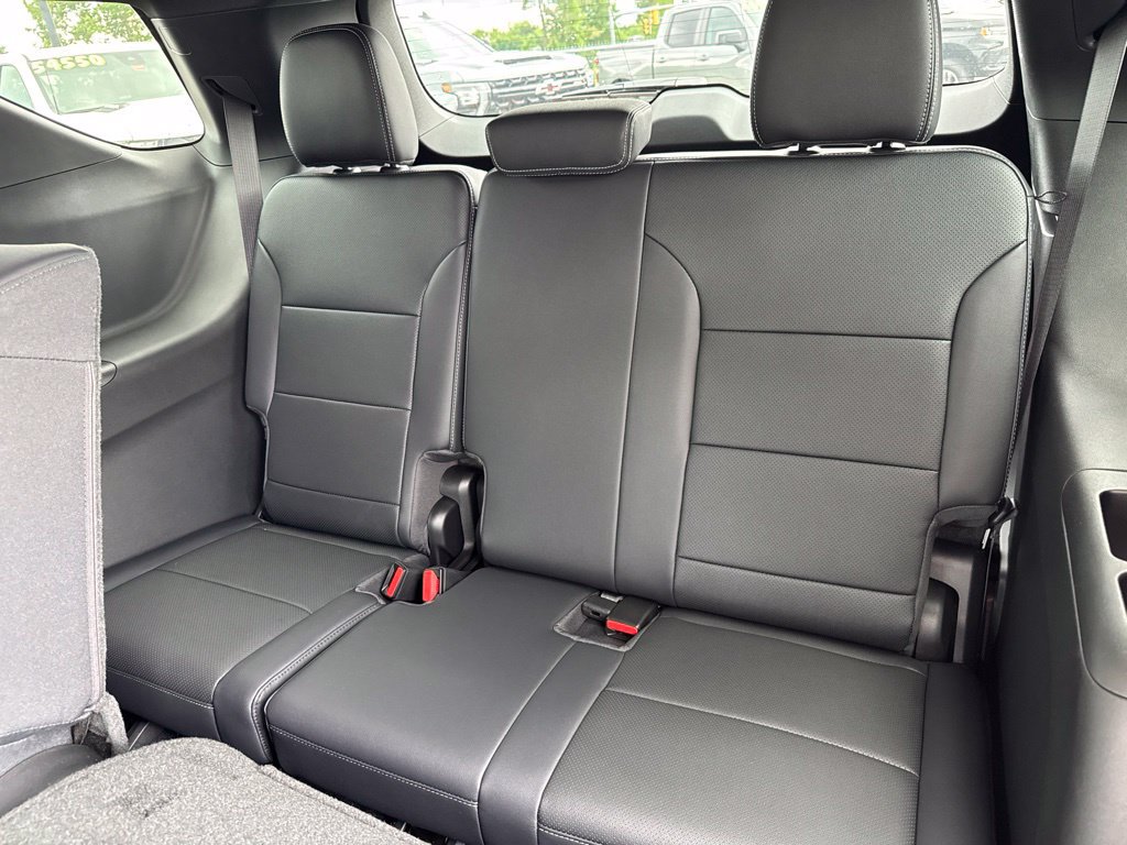 2026 Chevrolet Traverse LT - Photo 24