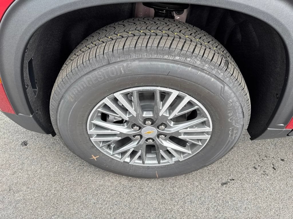 2026 Chevrolet Traverse LT - Photo 12
