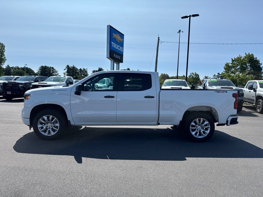 2026 Chevrolet Silverado 1500 Custom - Photo 9