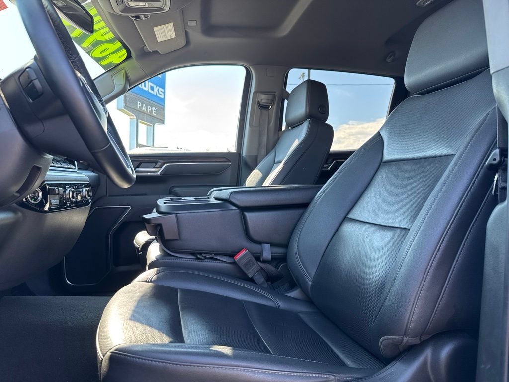 2025 GMC Sierra 1500 SLT - Photo 14
