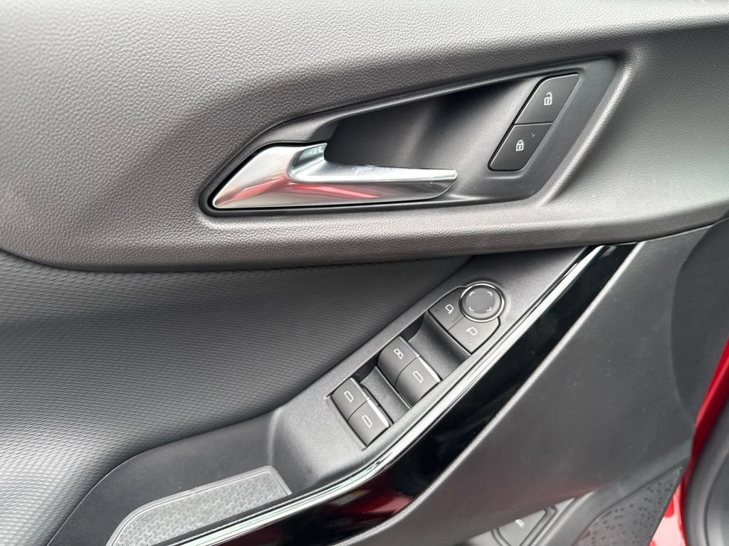 2027 Chevrolet Equinox RS - Photo 15