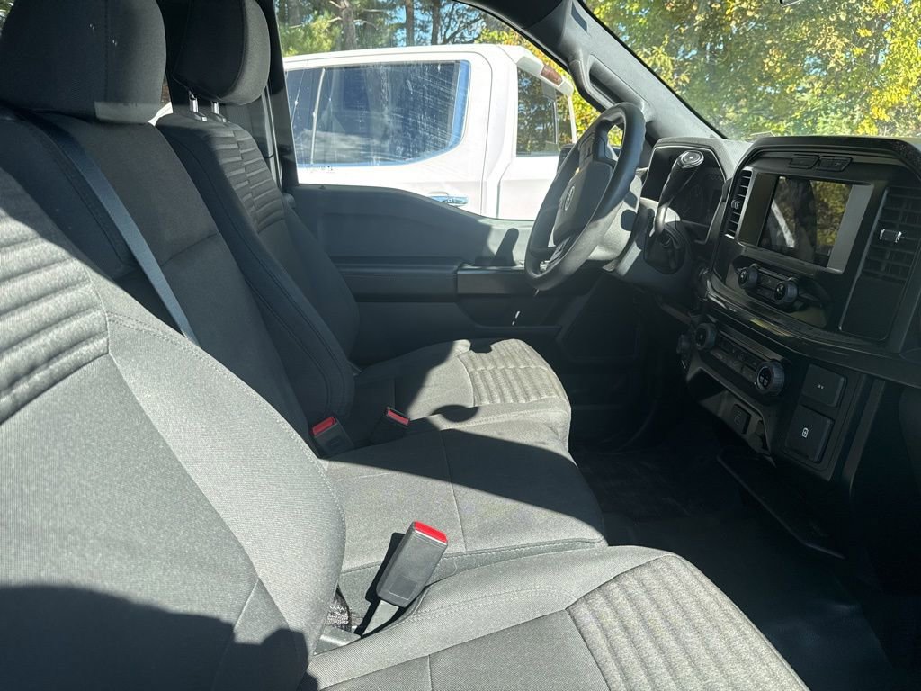 2023 Ford F-150 XL photo 2