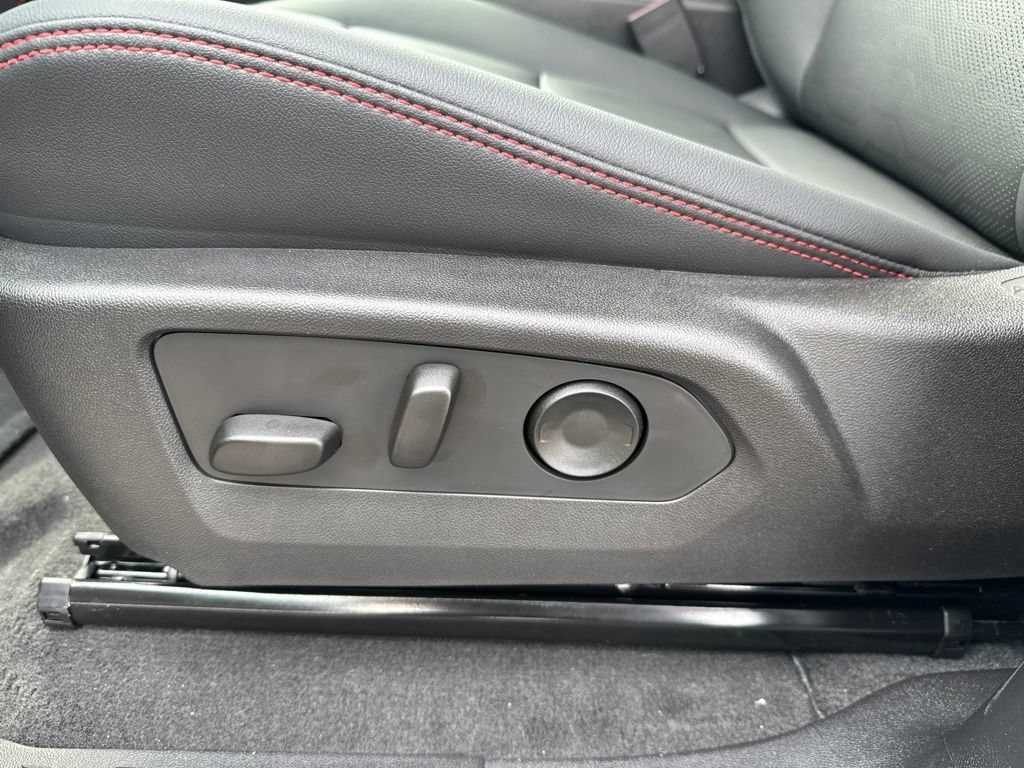2026 Chevrolet Colorado Z71 - Photo 16