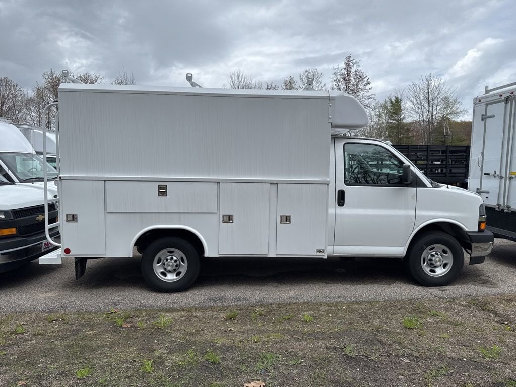New 2025 Chevrolet Express Cutaway 3500 1WT Cutaway Van