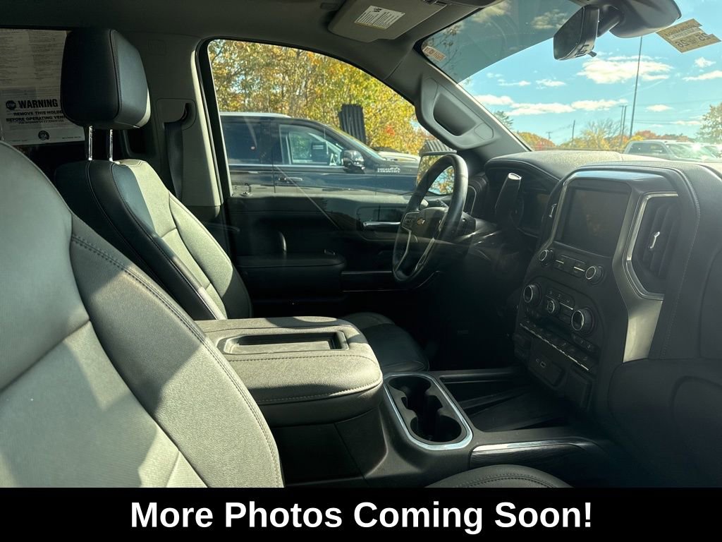 2022 Chevrolet Silverado 1500 LTZ photo 2