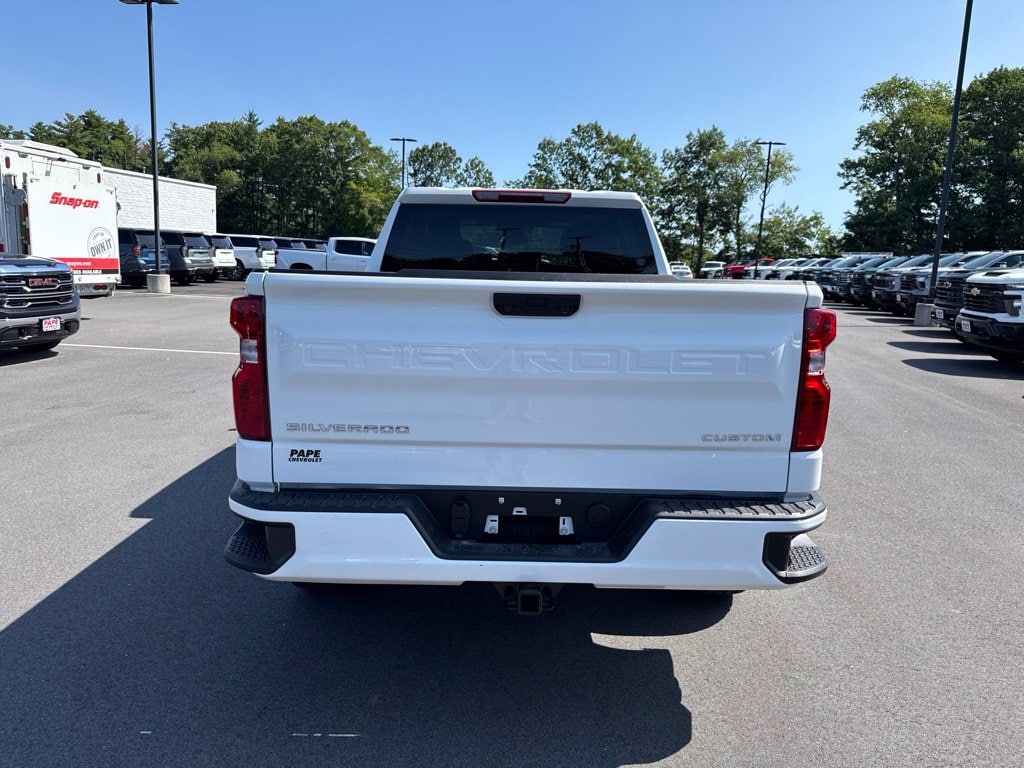 2026 Chevrolet Silverado 1500 Custom - Photo 5