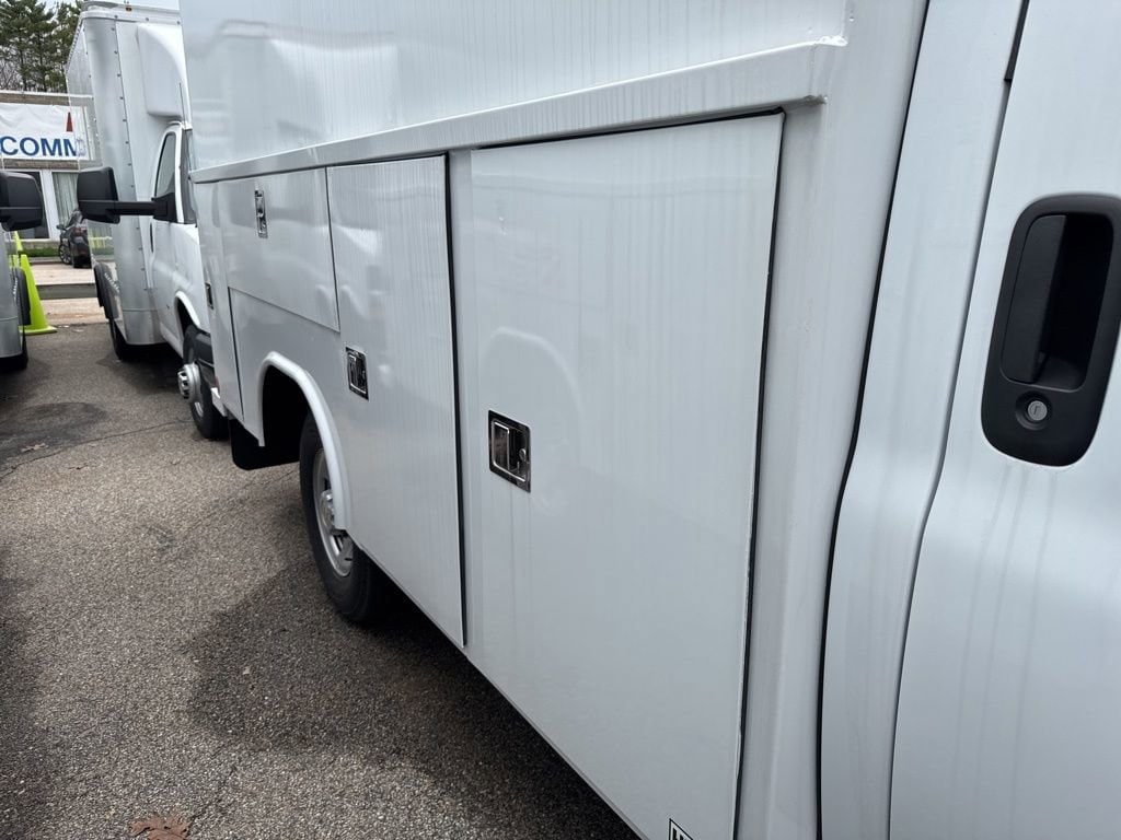 New 2025 Chevrolet Express Cutaway 3500 1WT Cutaway Van