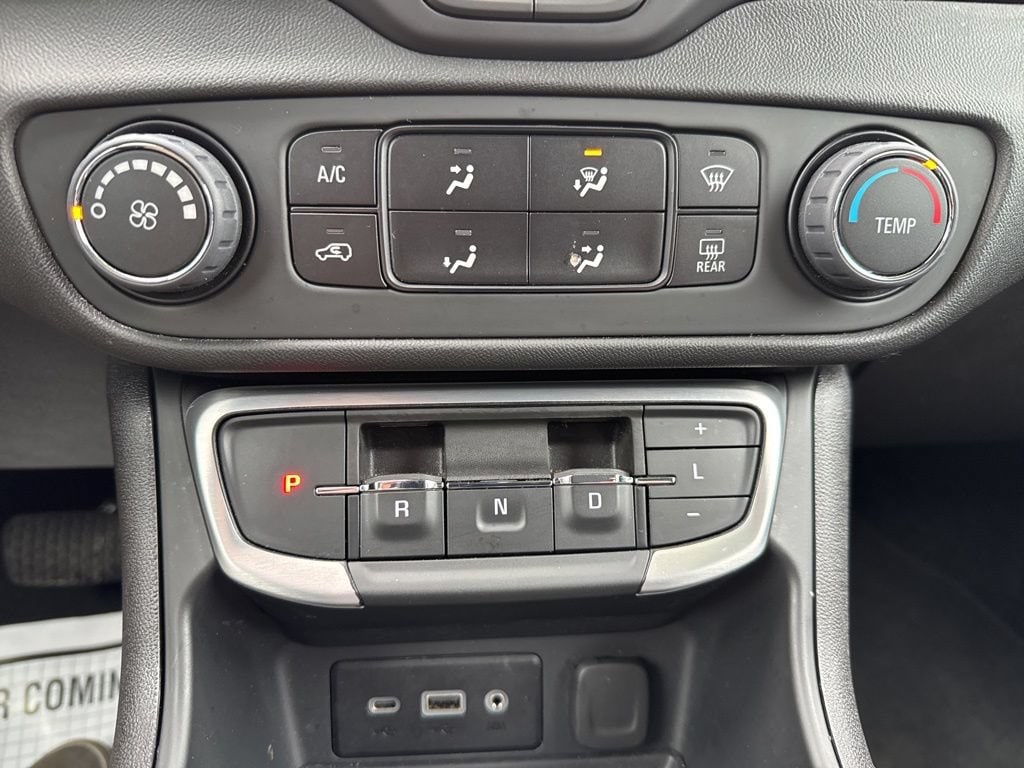 2024 GMC Terrain SLE - Photo 25