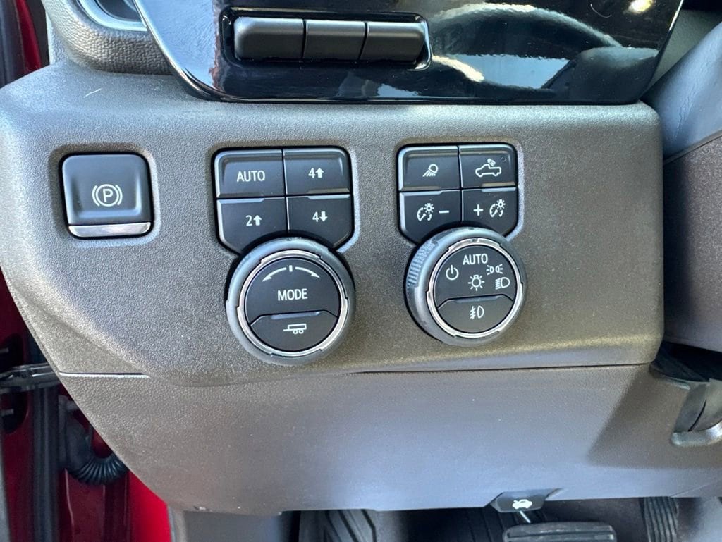 2025 Chevrolet Silverado 2500HD LTZ - Photo 23