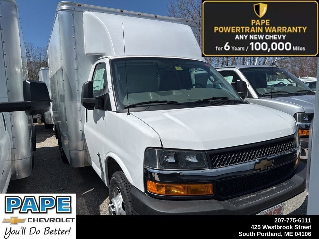 New 2024 Chevrolet Express Cutaway 3500 1WT Cutaway Van