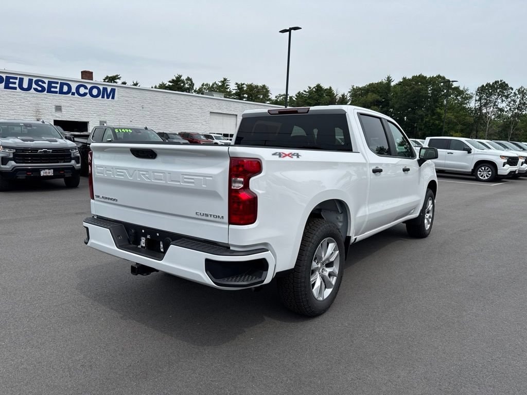New 2026 Chevrolet Silverado 1500 Custom Truck