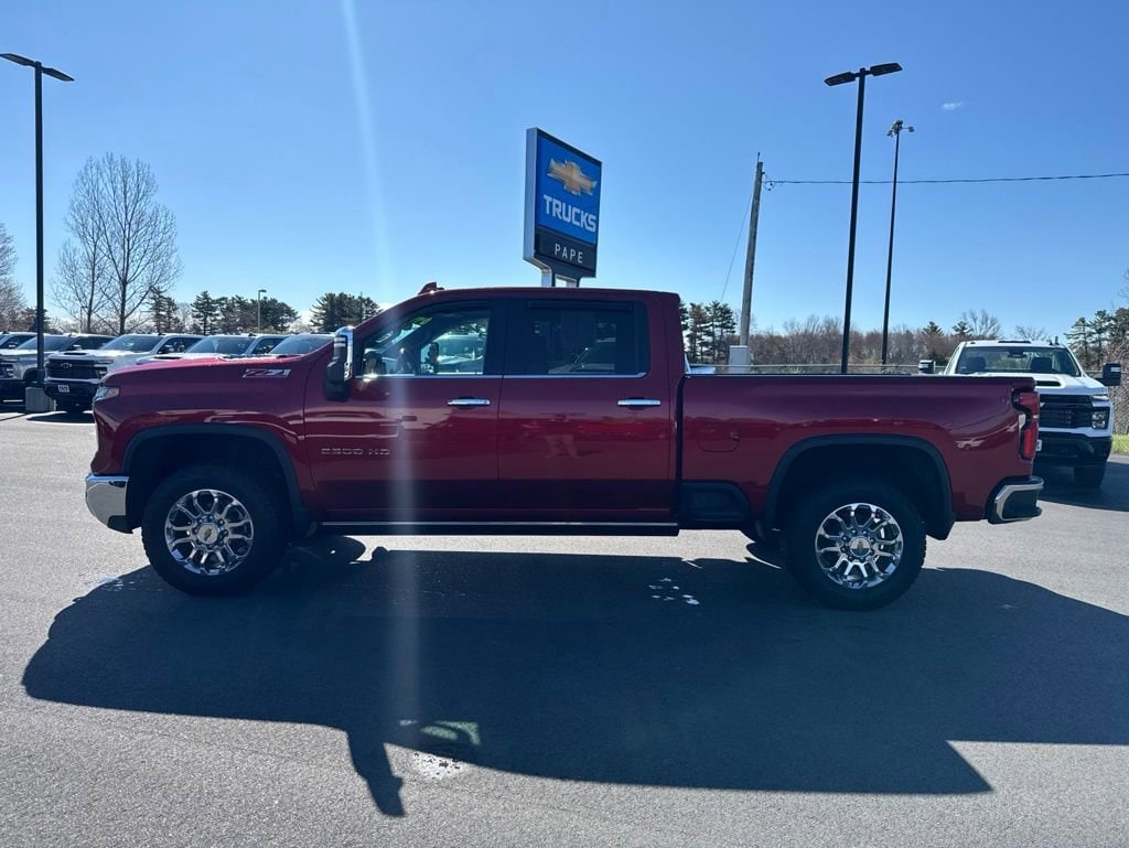 2025 Chevrolet Silverado 2500HD LTZ - Photo 8