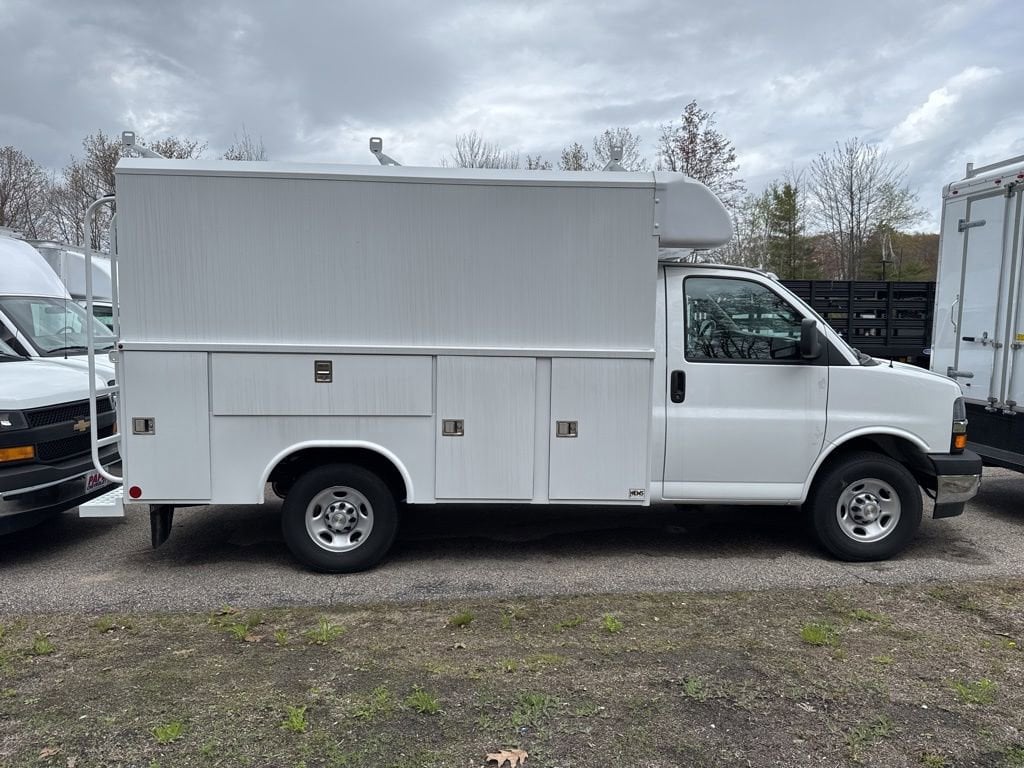 New 2025 Chevrolet Express Cutaway 3500 1WT Cutaway Van
