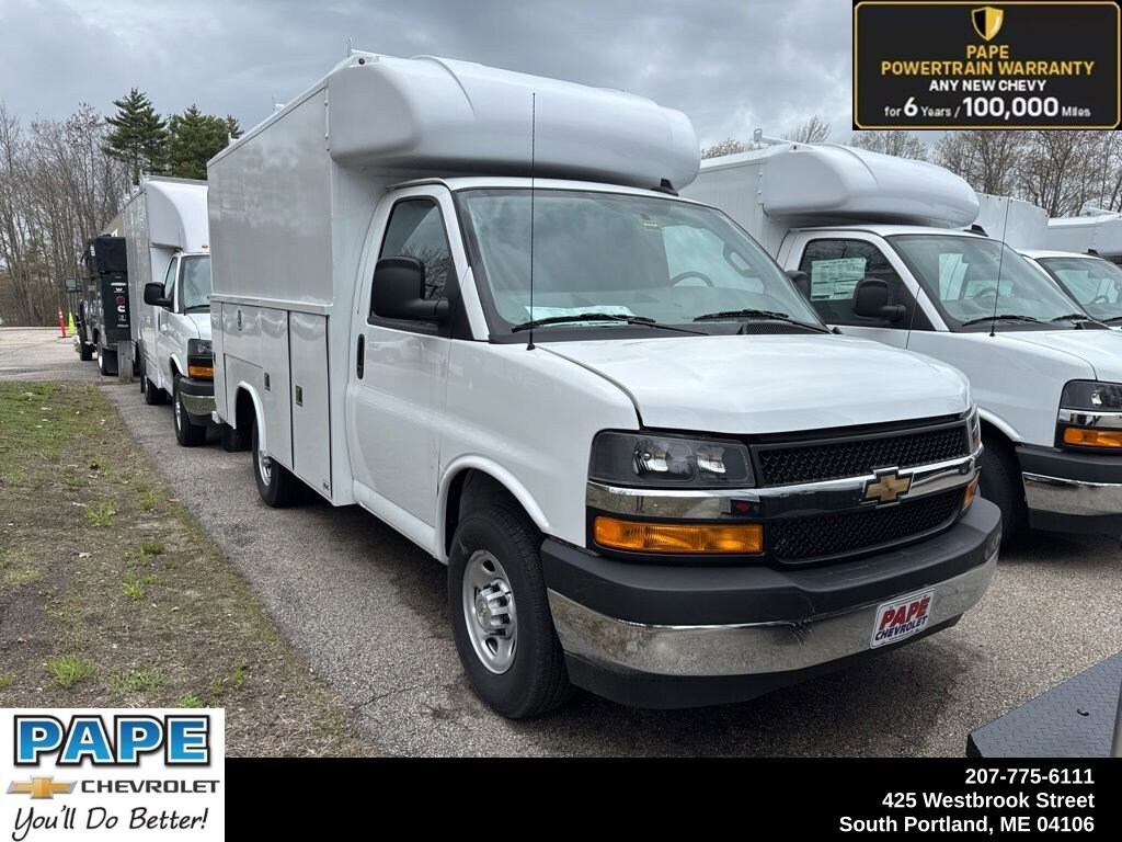 New 2025 Chevrolet Express Cutaway 3500 1WT Cutaway Van