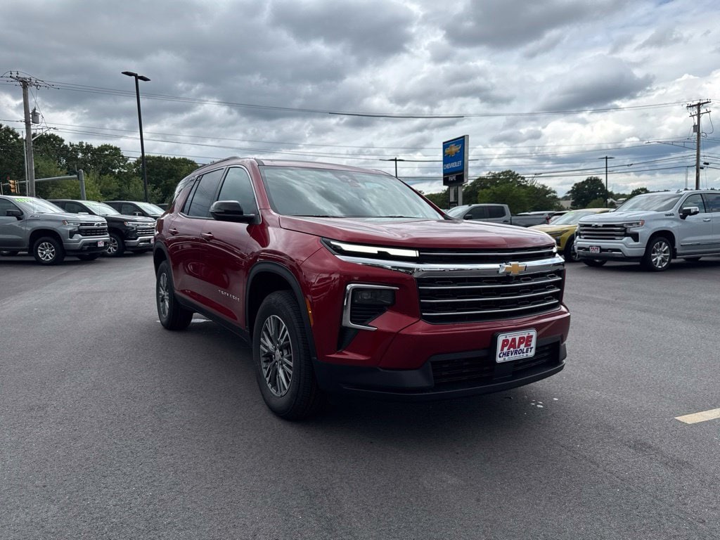 2026 Chevrolet Traverse LT - Photo 2